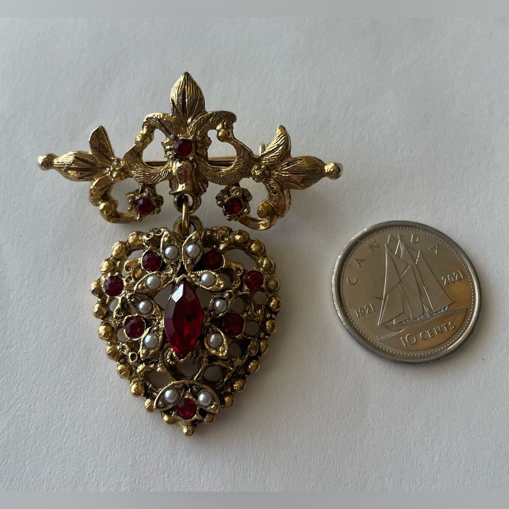 Vintage Gold and Red Heart Brooch - Picture 2 of 4